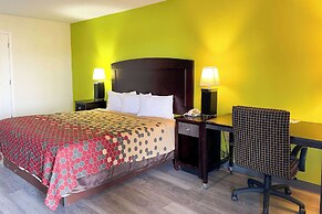 Econo Lodge Inn & Suites Sweetwater I-20