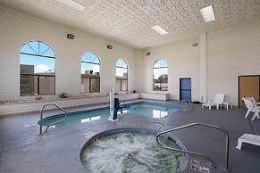 Quality Inn & Suites Junction