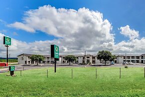 Quality Inn & Suites Junction