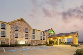 La Quinta Inn & Suites by Wyndham Denison - N. Lake Texoma