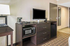 La Quinta Inn & Suites by Wyndham Denison - N. Lake Texoma
