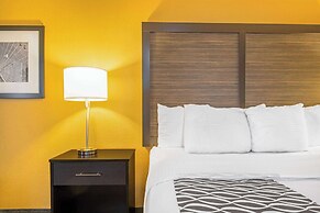 La Quinta Inn & Suites by Wyndham Denison - N. Lake Texoma