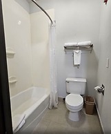 Quality Inn & Suites Irving DFW Airport South