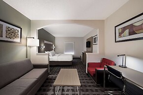 Quality Inn & Suites Irving DFW Airport South