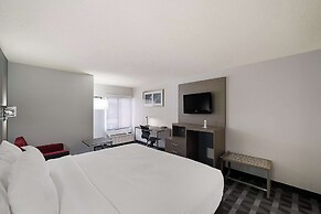 Quality Inn & Suites Irving DFW Airport South