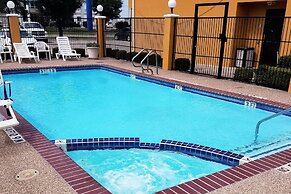 Quality Inn Hillsboro