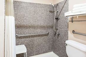 Super 8 by Wyndham Giddings