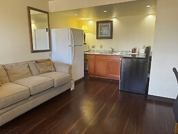 Super 8 by Wyndham Giddings