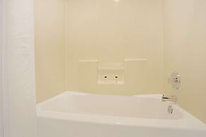 Ramada by Wyndham Draper