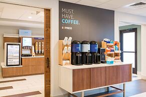 Holiday Inn Express Lorton by IHG