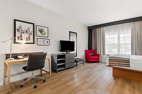 Country Inn & Suites by Radisson, Roanoke, VA