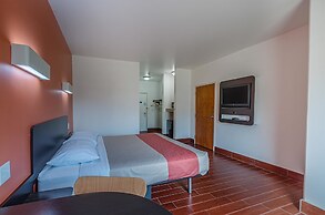 Motel 6 Winchester, VA