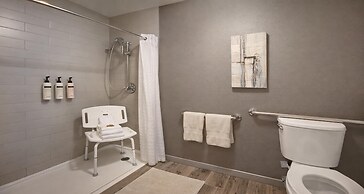 Best Western Plus Peppertree Airport Inn