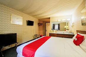 OYO Hotel Chapmanville Inn, WV - Hwy 119