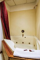 OYO Hotel Chapmanville Inn, WV - Hwy 119