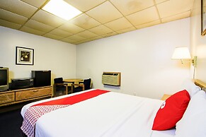 OYO Hotel Chapmanville Inn, WV - Hwy 119