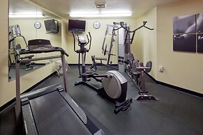 Country Inn & Suites by Radisson, Germantown, WI