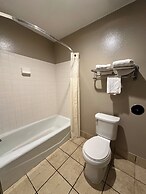 Rodeway Inn & Suites Madison East