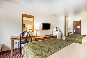 Rodeway Inn & Suites Madison East