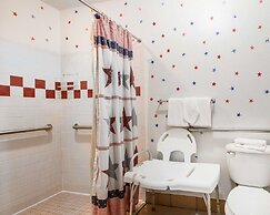 Rodeway Inn & Suites Madison East