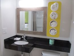 Motel 6 North Olmsted, OH - Cleveland