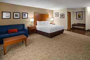 Wingate by Wyndham Pittsburgh/New Stanton