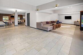 Wingate by Wyndham Pittsburgh/New Stanton