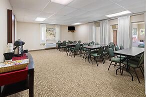 Wingate by Wyndham Pittsburgh/New Stanton