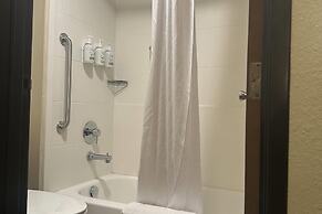 Wingate by Wyndham Pittsburgh/West Mifflin