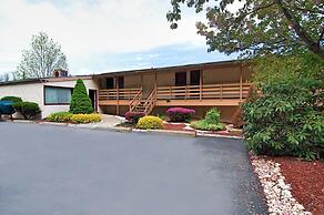 Econo Lodge Clarks  Summit