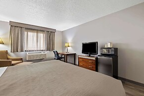 Quality Inn near Monument Health Rapid City Hospital