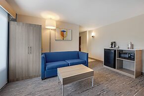 Holiday Inn Express White House by IHG