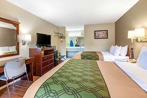 Econo Lodge Inn & Suites Southeast