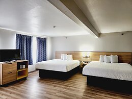 Days Inn & Suites by Wyndham Corpus Christi Central