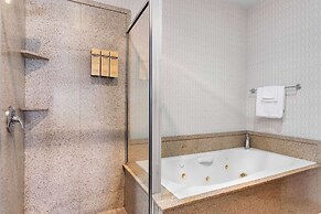 Best Western Plus Abbey Inn