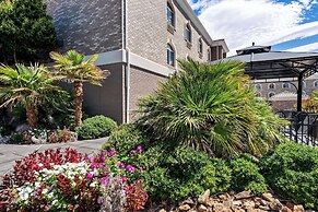 Best Western Plus Abbey Inn