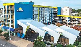 Days Inn by Wyndham Virginia Beach At The Beach
