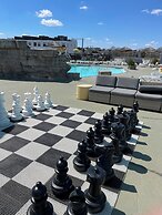 Days Inn by Wyndham Virginia Beach At The Beach