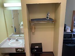 Days Inn by Wyndham Ocean Shores