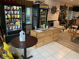 Days Inn by Wyndham Ocean Shores