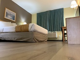 Days Inn by Wyndham Ocean Shores