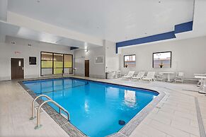 Comfort Inn & Suites St. Louis - Hazelwood