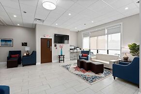 Comfort Inn & Suites St. Louis - Hazelwood