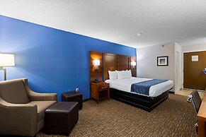 Comfort Inn & Suites St. Louis - Hazelwood