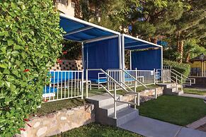 Harrah's Laughlin Beach Resort & Casino