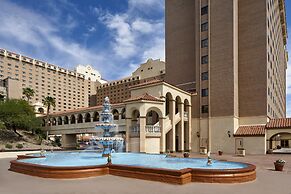 Harrah's Laughlin Beach Resort & Casino