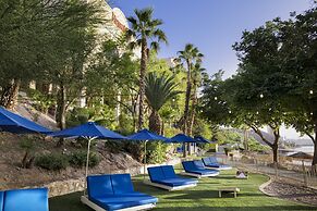 Harrah's Laughlin Beach Resort & Casino
