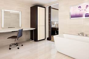 Harrah's Laughlin Beach Resort & Casino