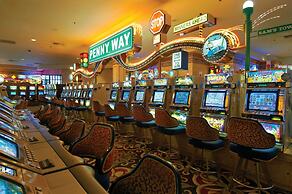 Sam's Town Hotel & Gambling Hall