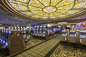 Sam's Town Hotel & Gambling Hall